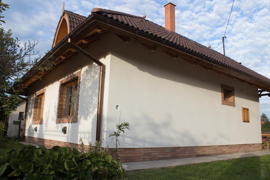 Villa Maximilian Balatonkeresztur Ngoại thất bức ảnh